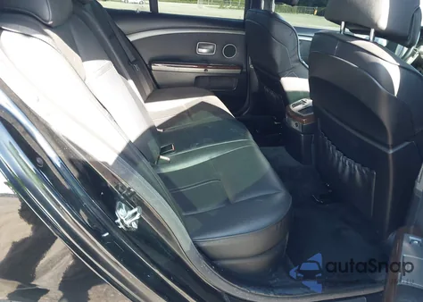 2002 BMW 745 из США, поврежденный, VIN WBAGL63472DP52973